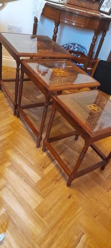 Nest marquetry carved - nest, of